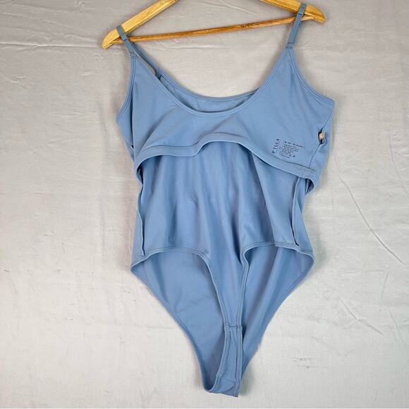 Ptula Scoopneck Bodysuit 2XL Powder Blue Thong Back Built in Bra Athleisure - Picture 3 of 6
